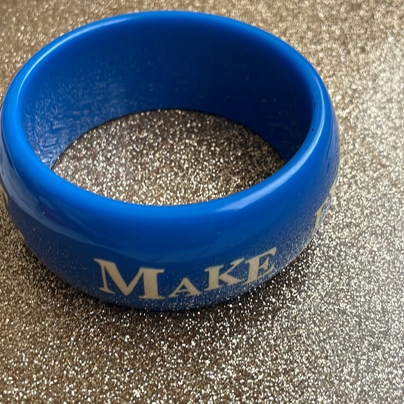 Make Every Moment Count. Bracelet - Picture 2 of 6
